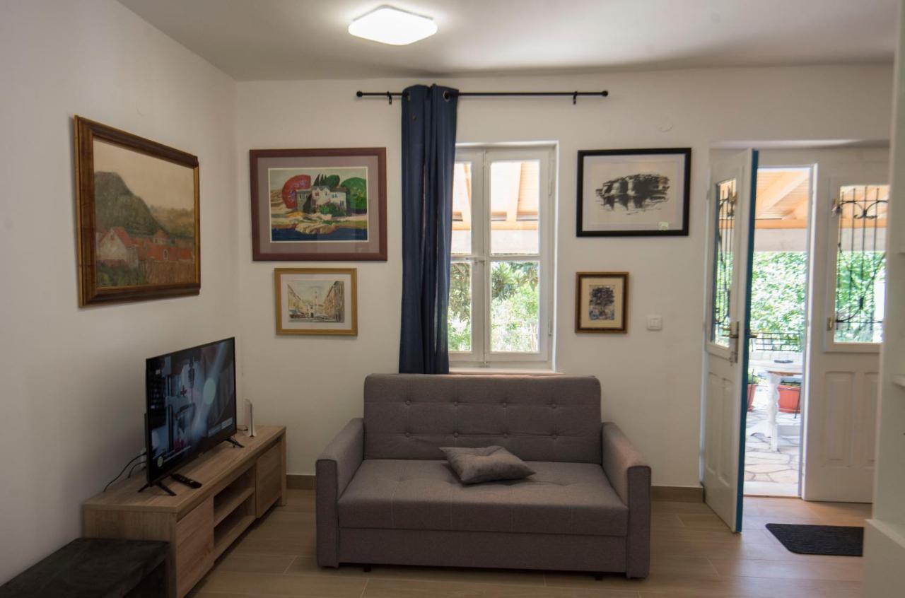 Studio Apartman Roza Ston Buitenkant foto